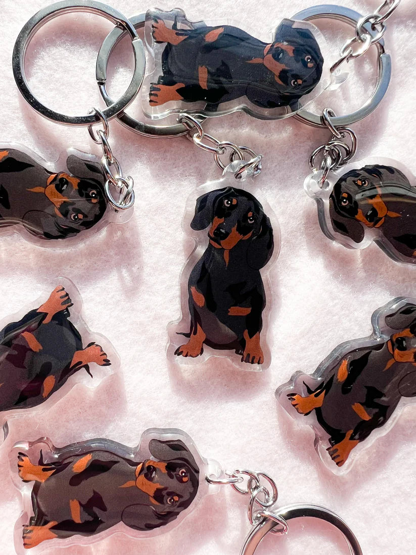 Dachshund (Black & Brown) Keychain
